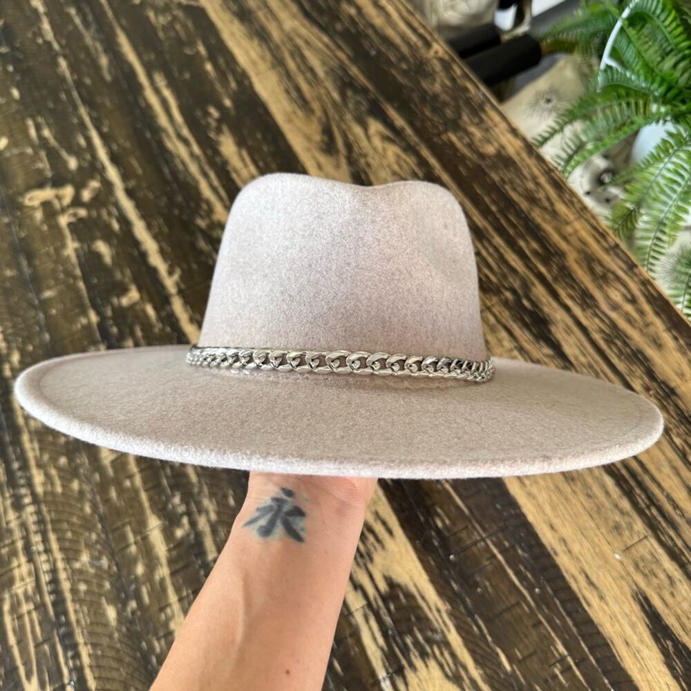 Cream Wide Brim Country Cowboy Winery Hat – One Size (Adjustable) - Picture 10 of 17